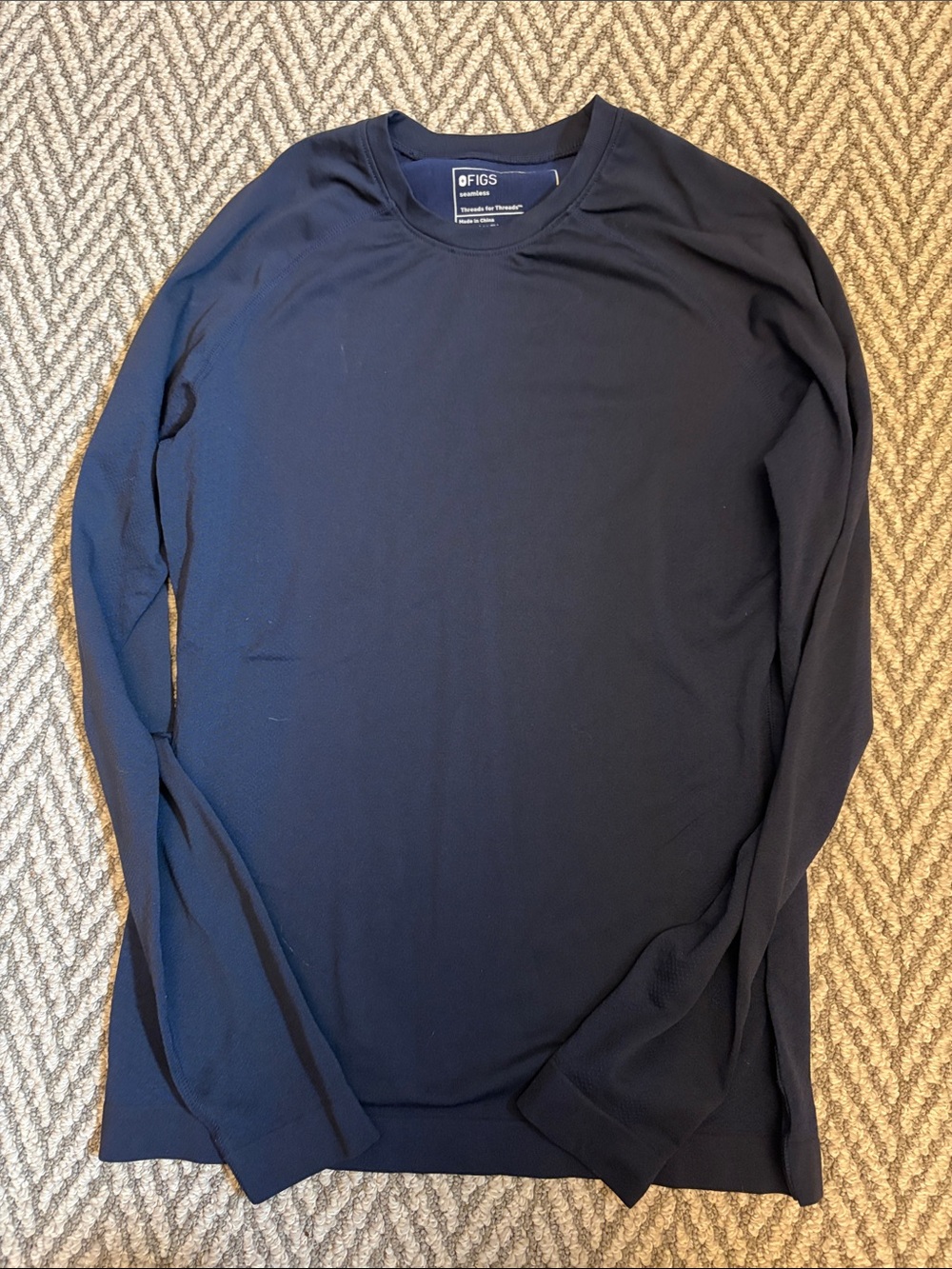Figs Women's Long Sleeve Crew Tee in Navy